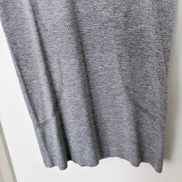 Lululemon Swiftly Tech - Picture 4 of 5